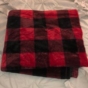 Checkered blanket